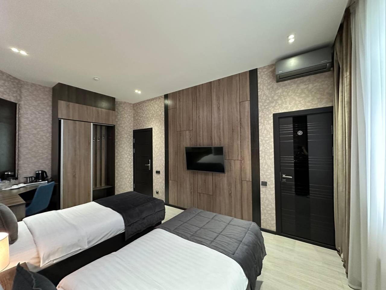 Home Boutique Hotel Tasjkent Buitenkant foto