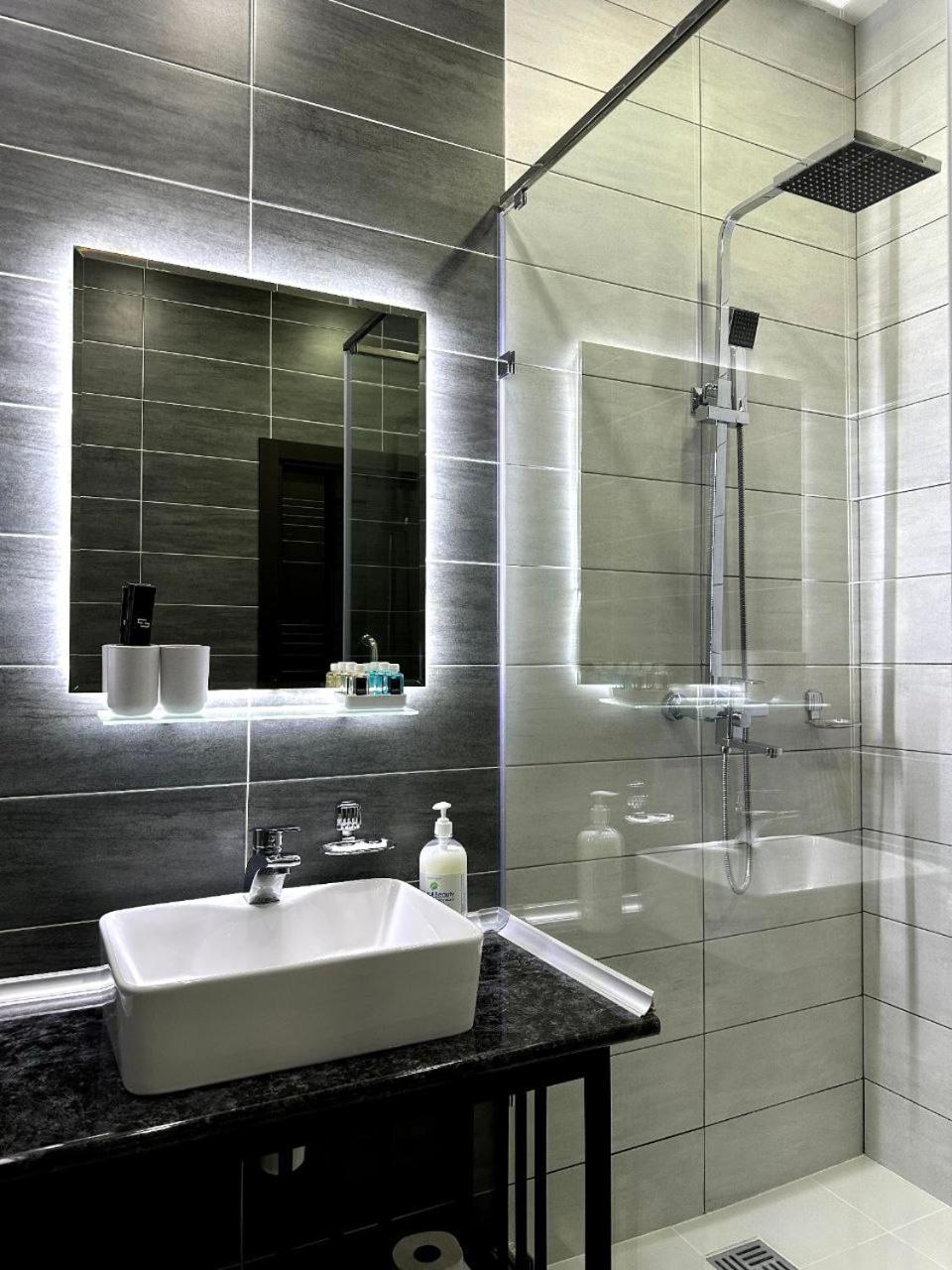 Home Boutique Hotel Tasjkent Buitenkant foto