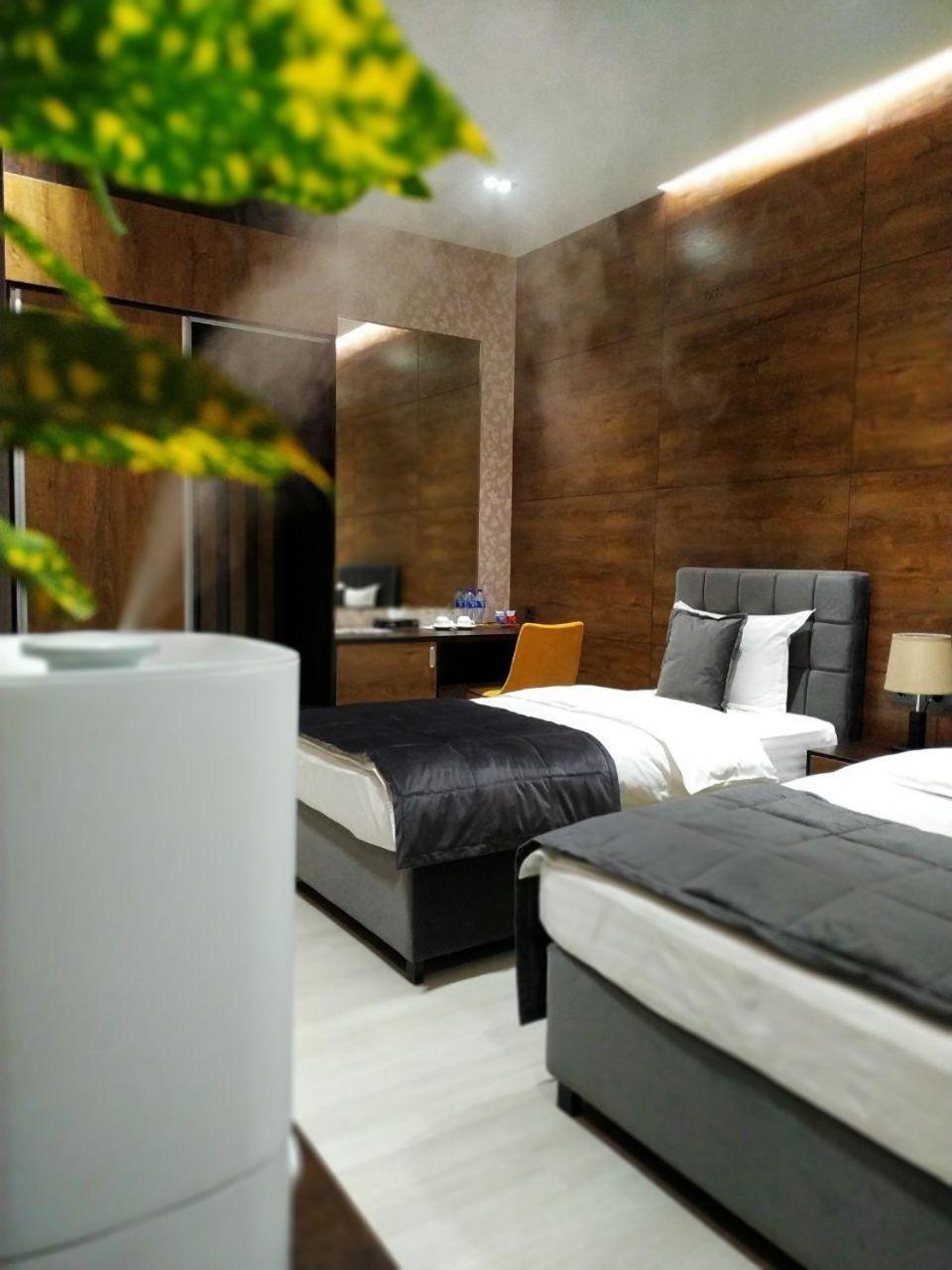Home Boutique Hotel Tasjkent Buitenkant foto